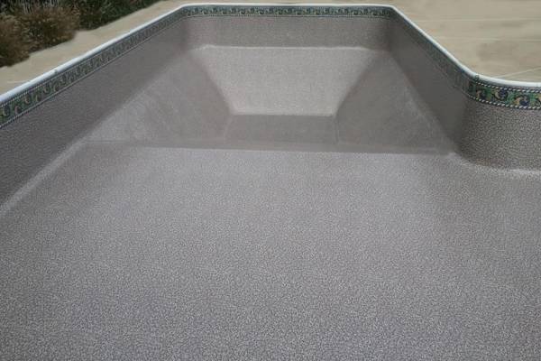 a newly installed perfect fit Garrett vinyl pool liner