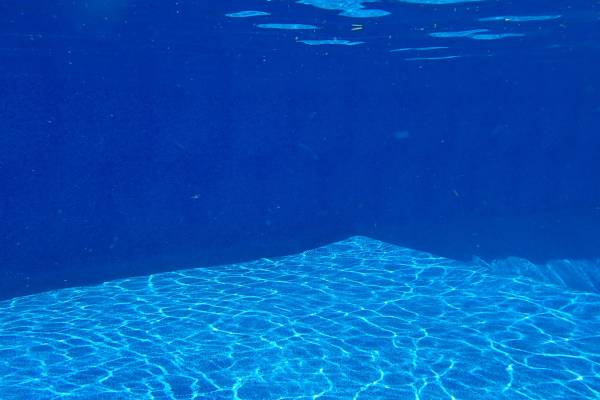in ground Garrett pool liner - Marine Under Water